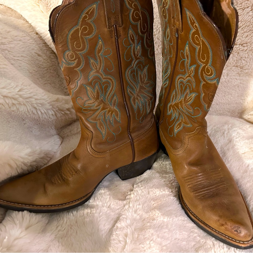 Women’s cowboy boots,Aristotle leather comfy!